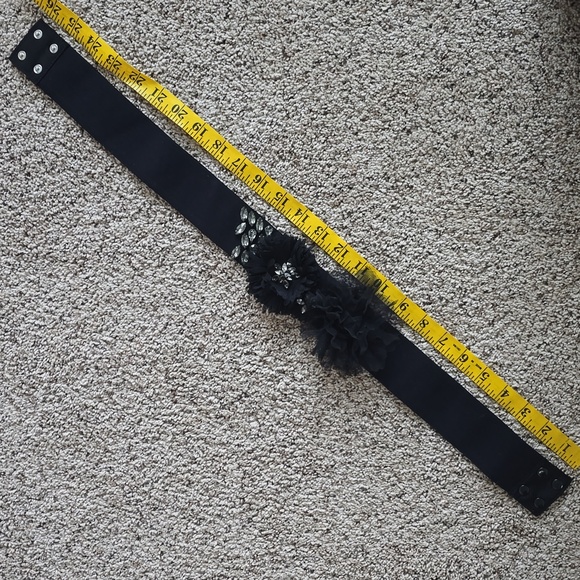 J. Crew Yellow and Black Women's Belts sz S/M - Picture 12 of 14